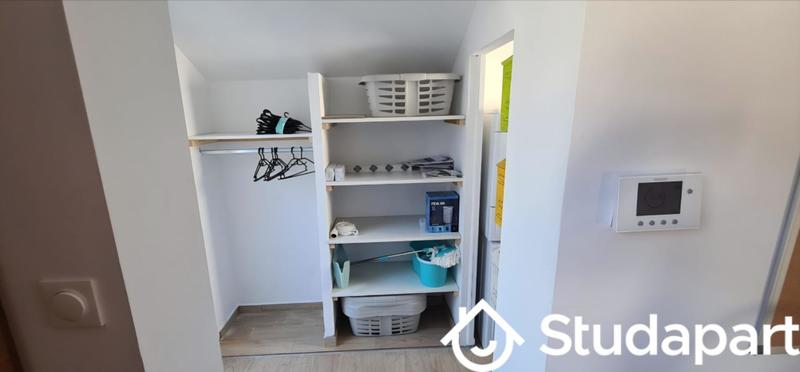 Chambre - 12 m² - 1 pièce