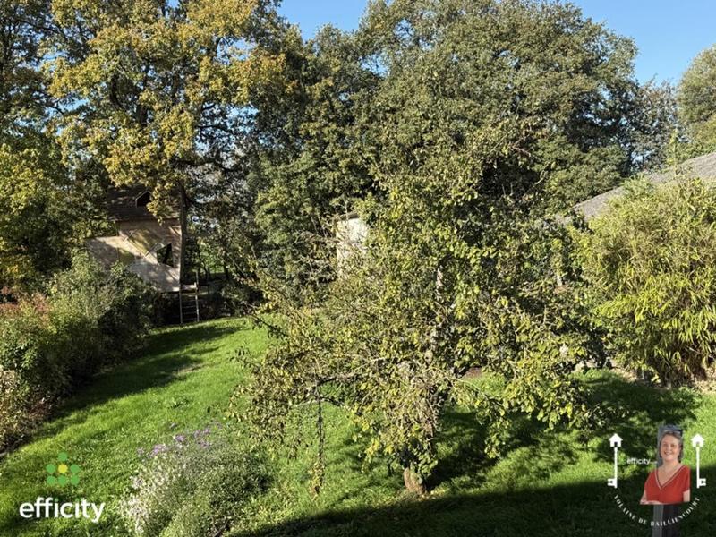 Maison - 180 m² - 7 pièces