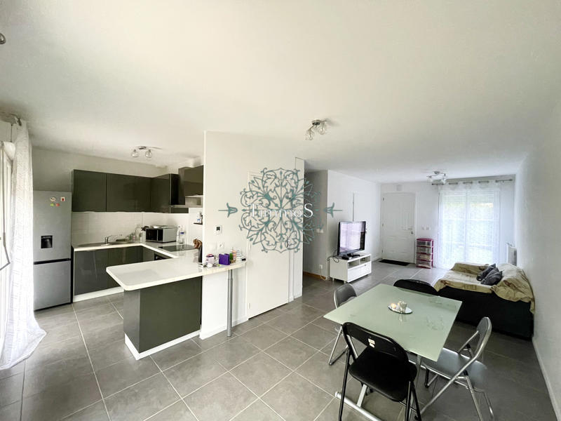 Maison - 80 m² - 5 pièces