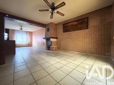 Maison - 90 m² - 5 pièces