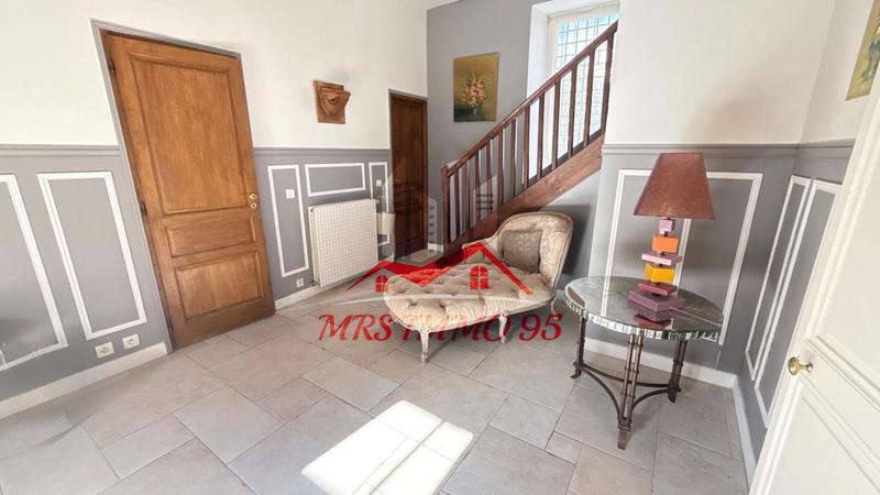 Demeure - 220 m² - 8 pièces