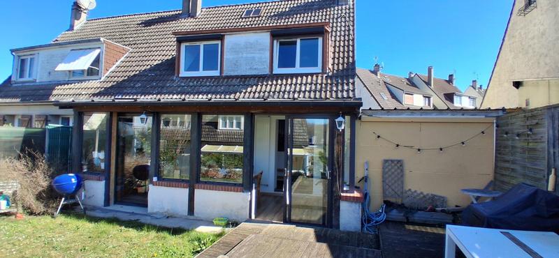 Maison - 110 m² - 4 pièces