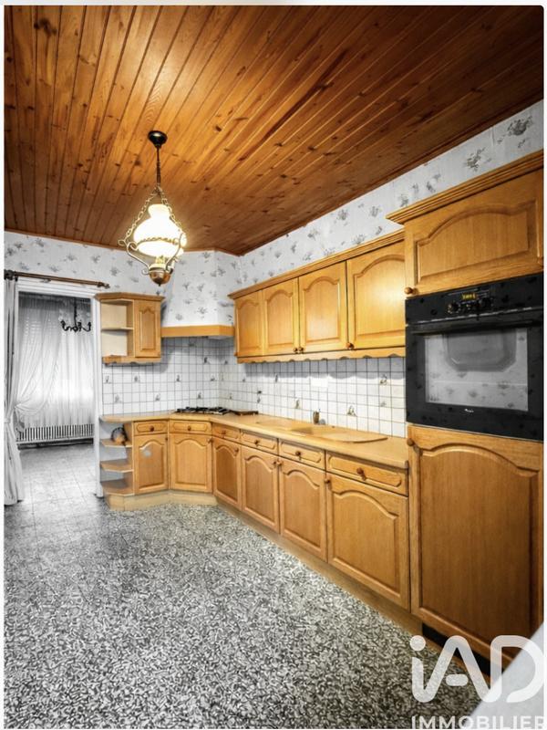 Maison - 147 m² - 5 pièces