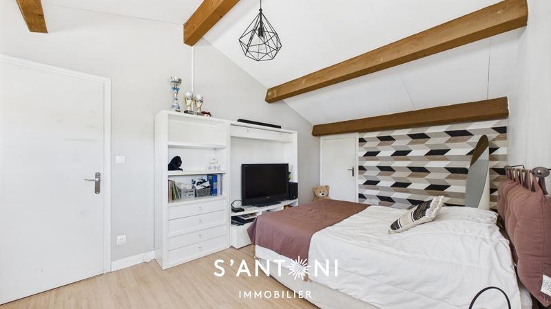 Maison - 189 m² - 5 pièces