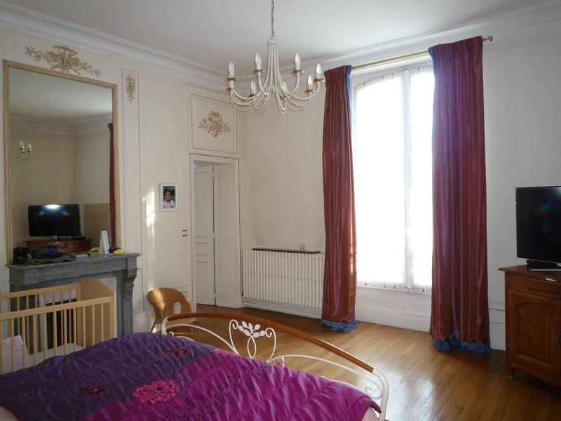 Demeure - 750 m² - 25 pièces