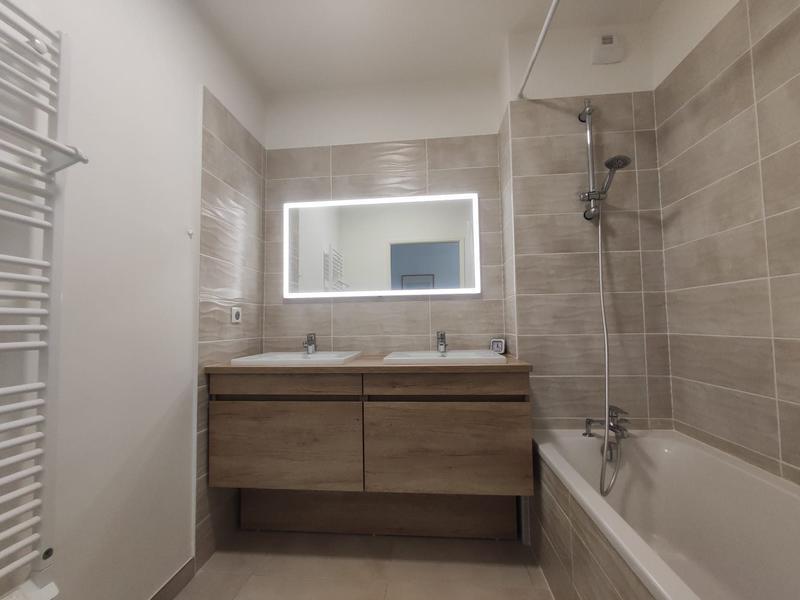 Appartement - 96 m² - 4 pièces