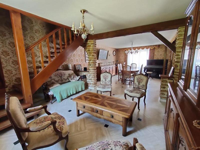 Maison - 197 m² - 7 pièces