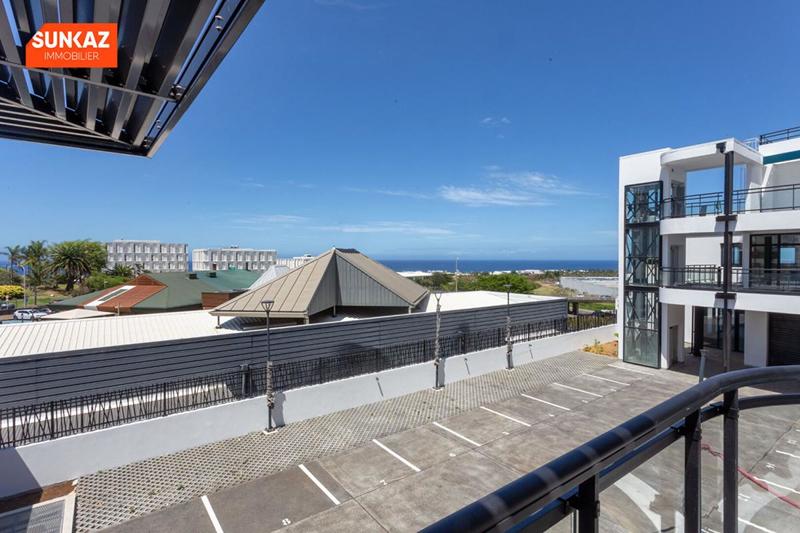 Local commercial - 213 m² - 1 pièce