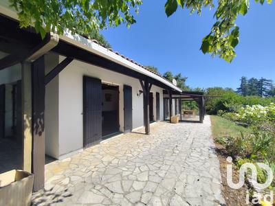 Maison - 138 m² - 5 pièces