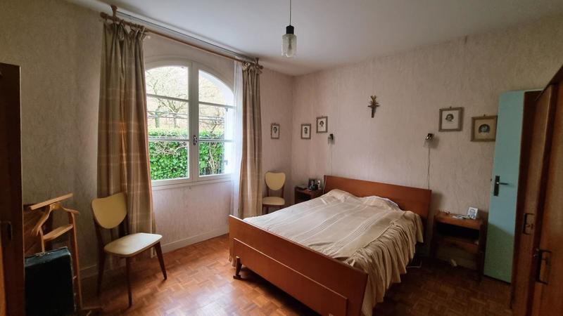 Maison - 208 m² - 6 pièces