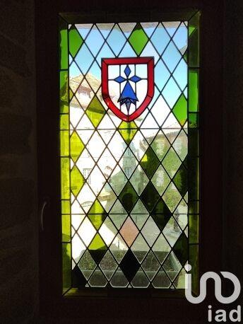 Maison - 300 m² - 16 pièces