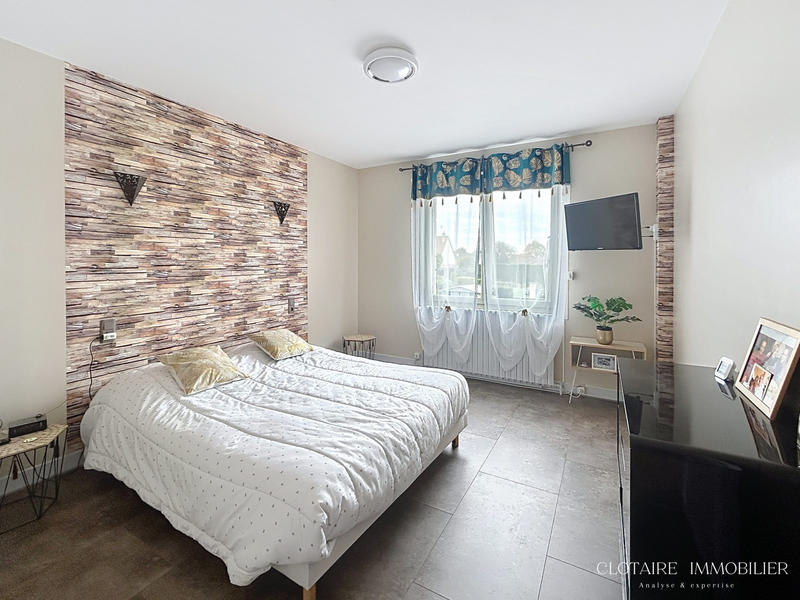 Maison traditionnelle - 152 m² - 6 pièces