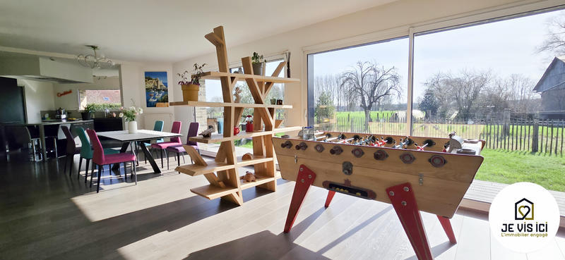 Maison - 199 m² - 8 pièces