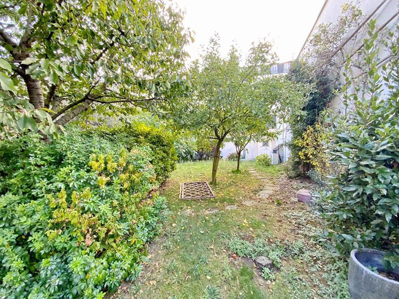 Maison - 200 m² - 6 pièces