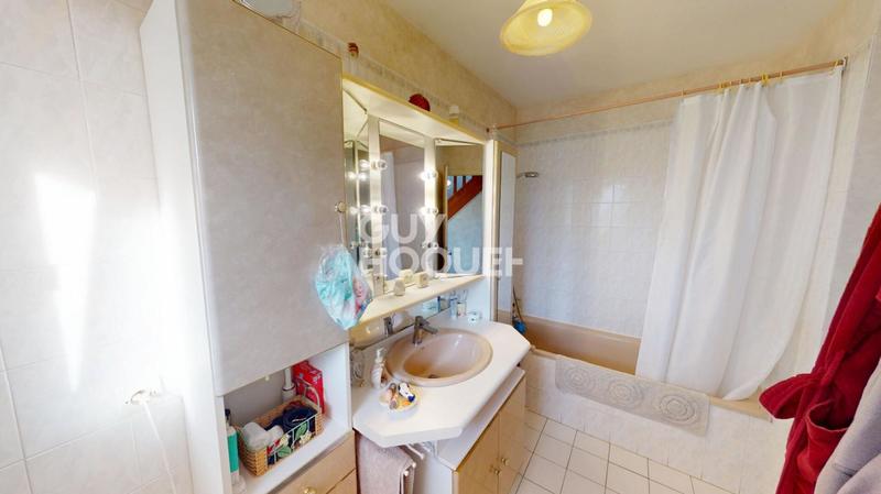 Pavillon - 112 m² - 5 pièces