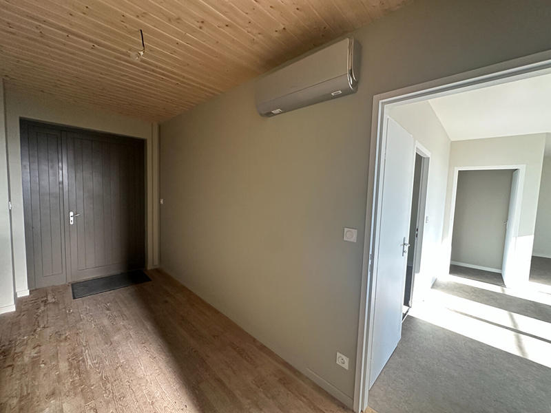 Maison - 327 m² - 13 pièces