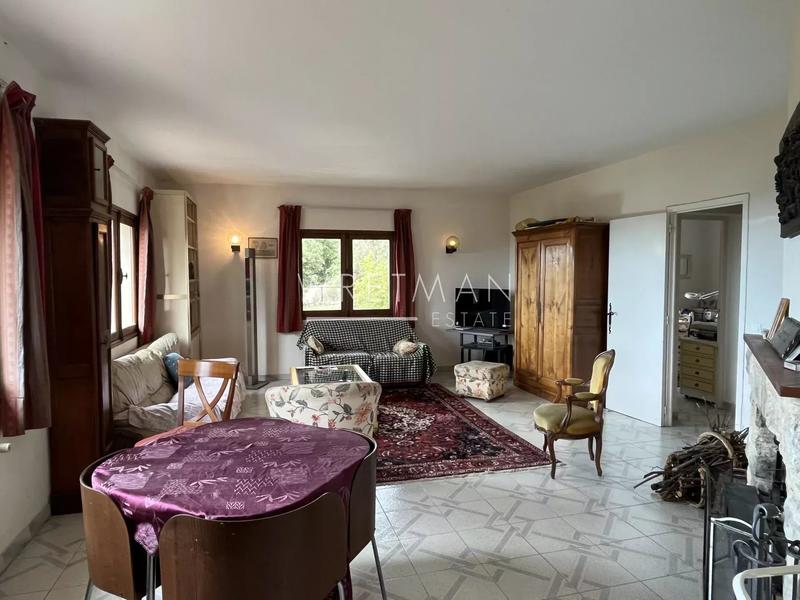 Villa - 260 m² - 7 pièces