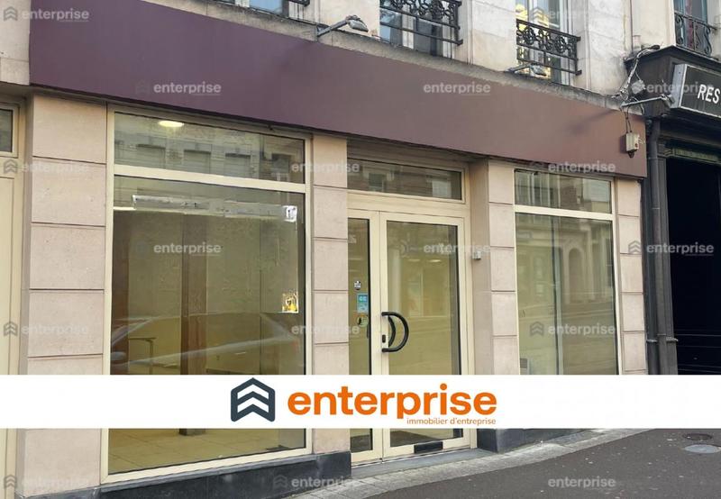 Local commercial - 102 m²