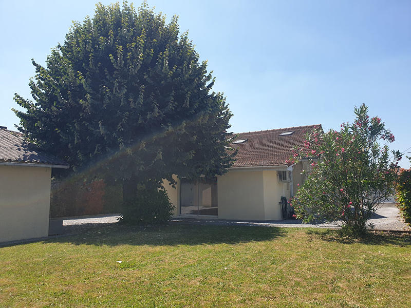 Maison - 153 m² - 8 pièces