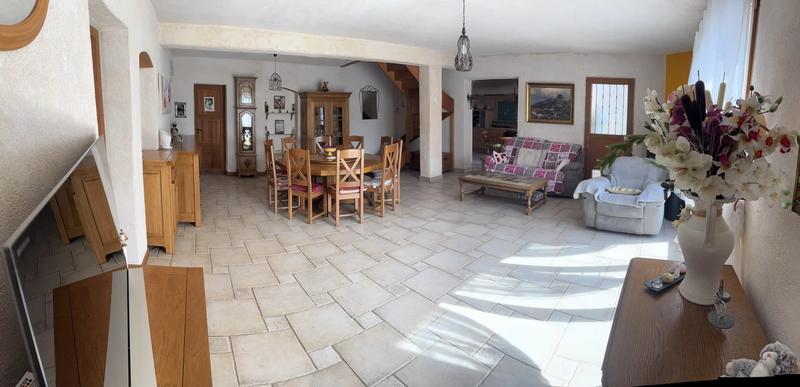 Maison - 167 m² - 5 pièces