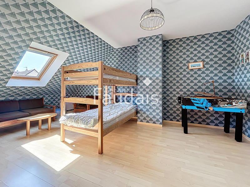 Maison - 155 m² - 6 pièces