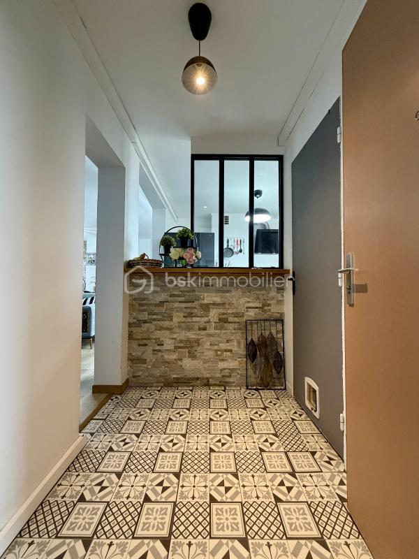 Appartement - 64 m² - 4 pièces