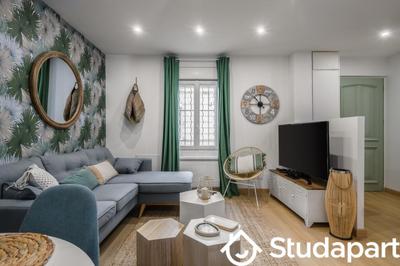 Chambre - 11 m² - 1 pièce