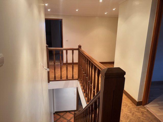 Maison - 152 m² - 9 pièces