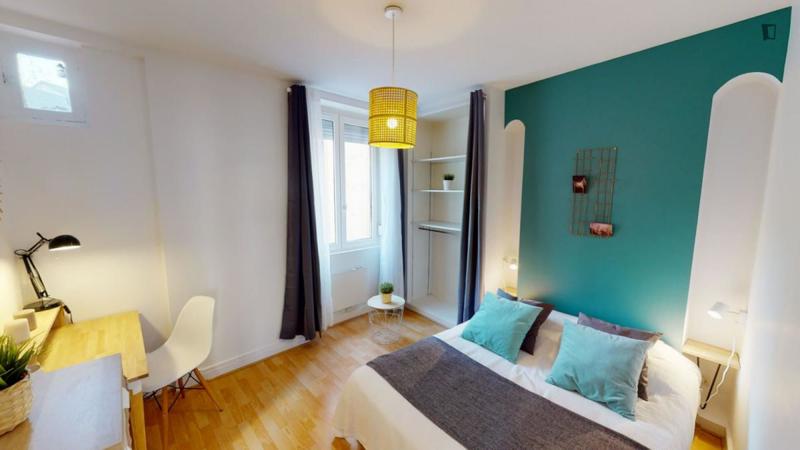 Chambre - 10 m² - 4 pièces