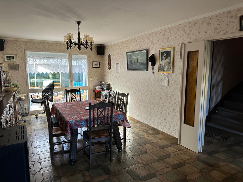 Maison - 90 m² - 4 pièces