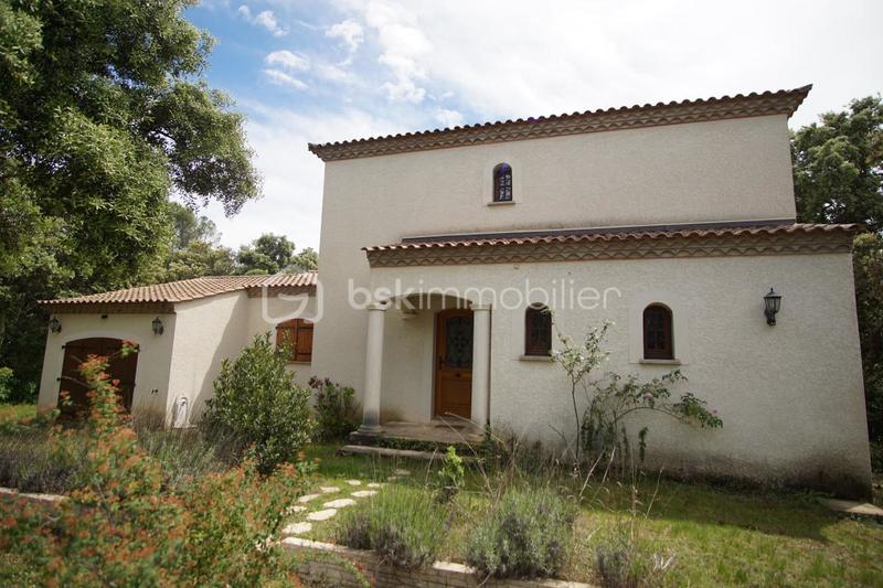 Villa - 140 m² - 5 pièces