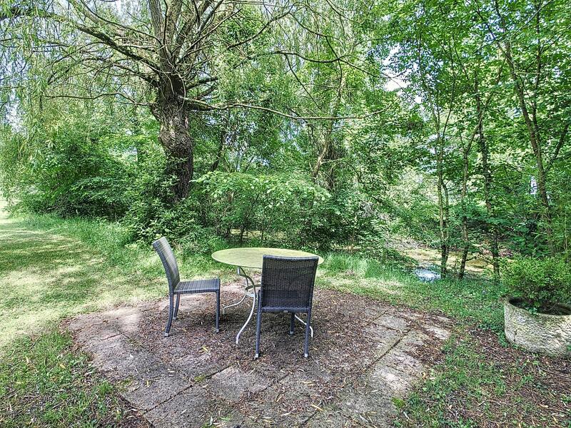 Villa - 342 m² - 8 pièces