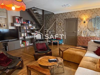 Maison de maîtres - 216 m² - 7 pièces