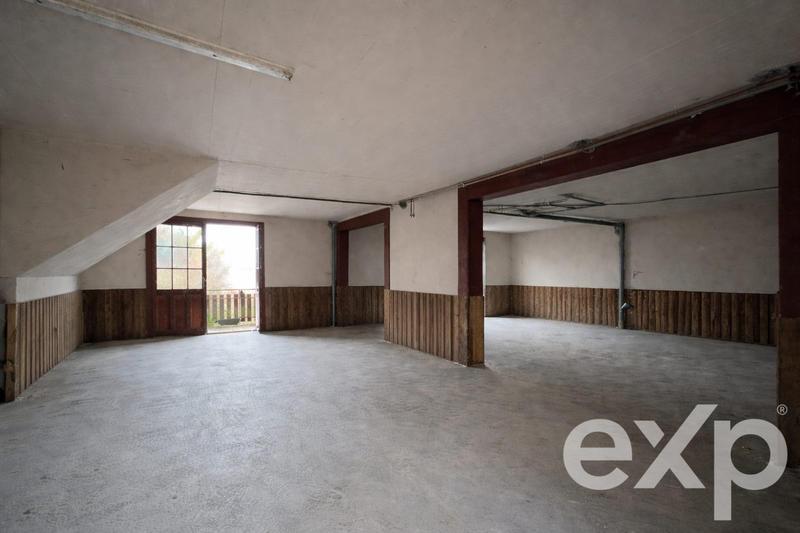 Maison ancienne - 265 m² - 7 pièces