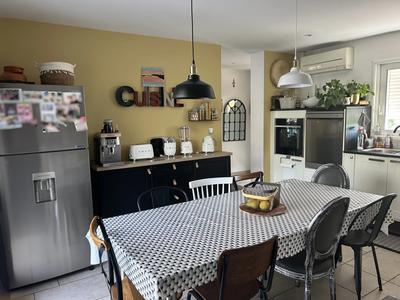 Villa - 195 m² - 6 pièces