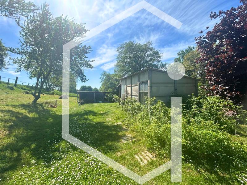 Maison - 105 m² - 8 pièces