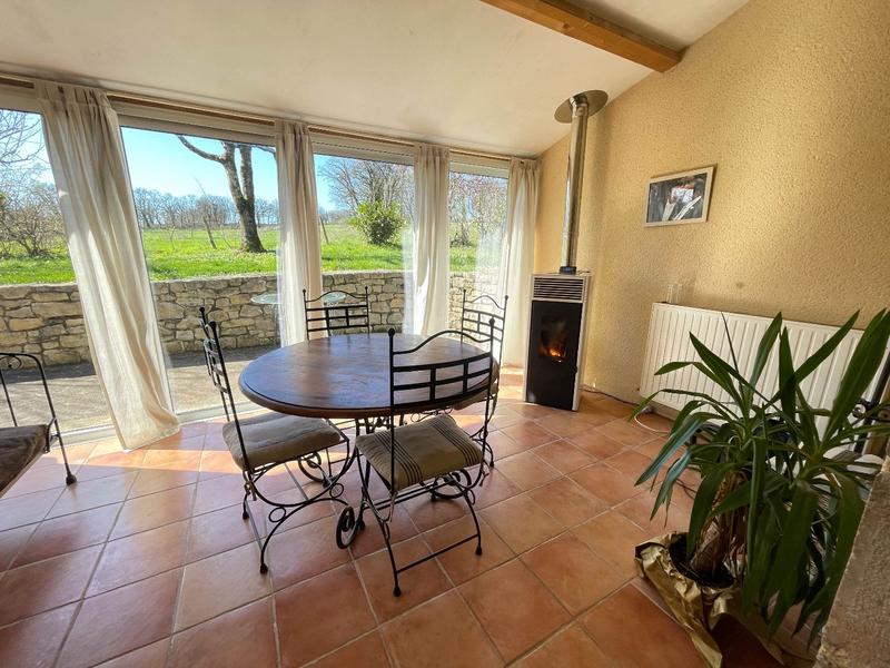 Maison - 197 m² - 6 pièces