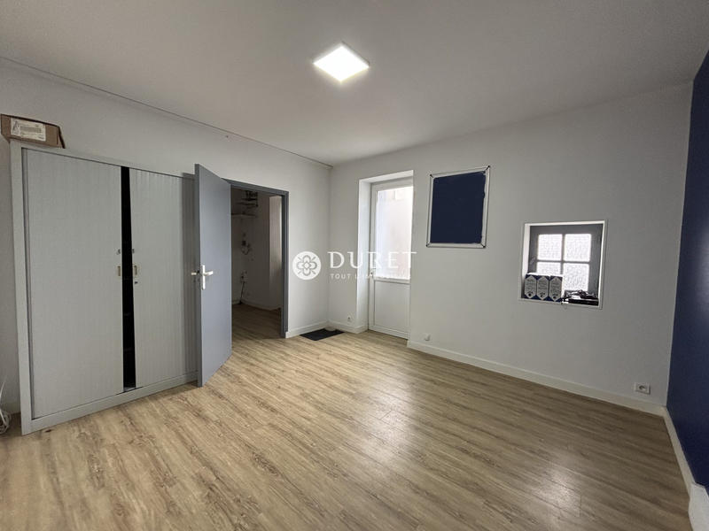 Local commercial - 53 m² - 4 pièces