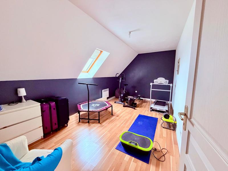 Maison - 161 m² - 7 pièces