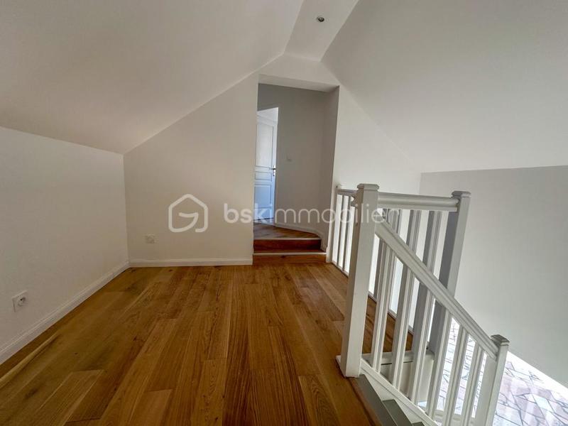 Maison - 149 m² - 6 pièces