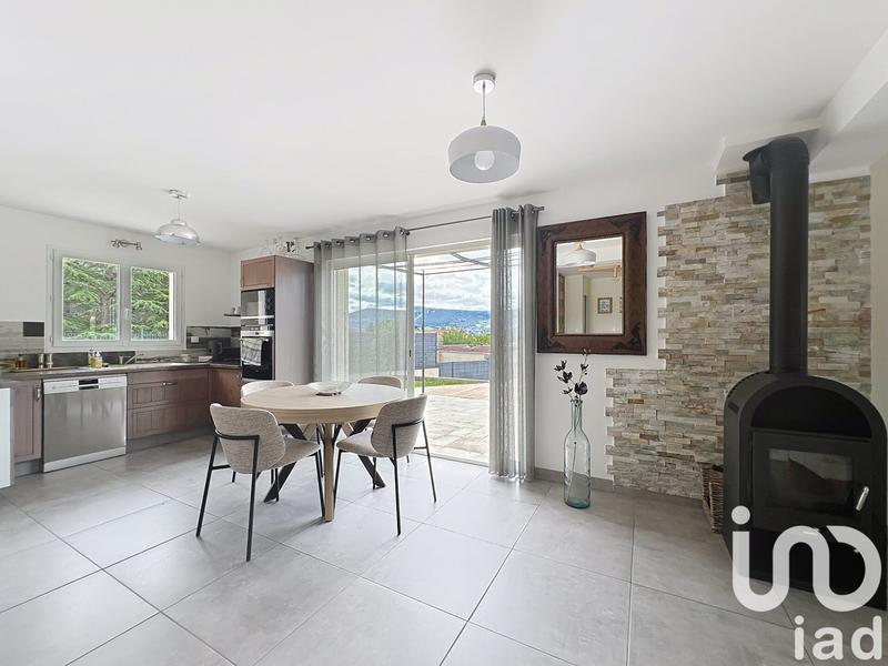 Maison - 136 m² - 6 pièces