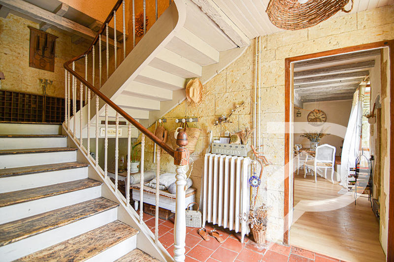 Maison - 140 m² - 5 pièces