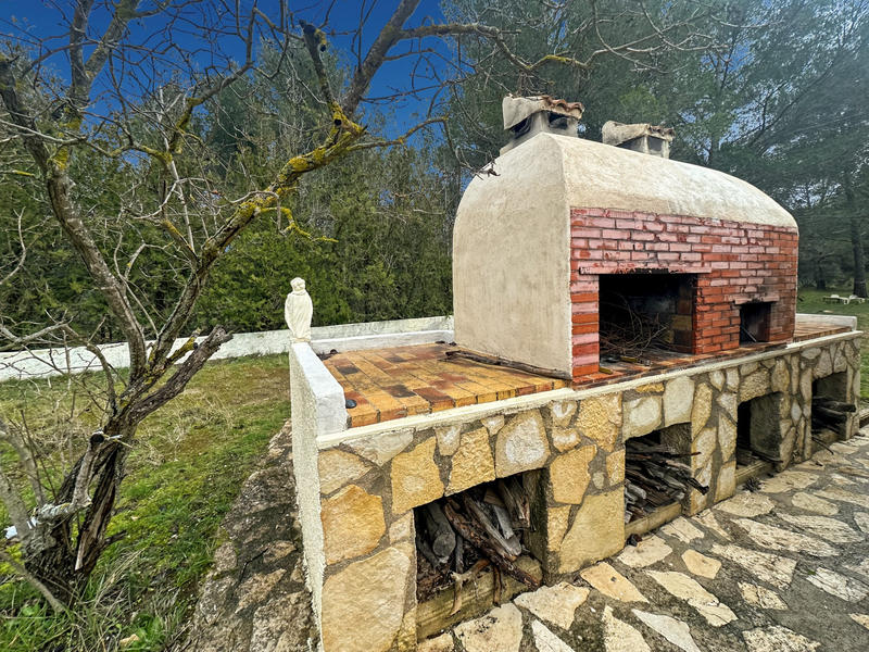 Villa - 200 m² - 12 pièces