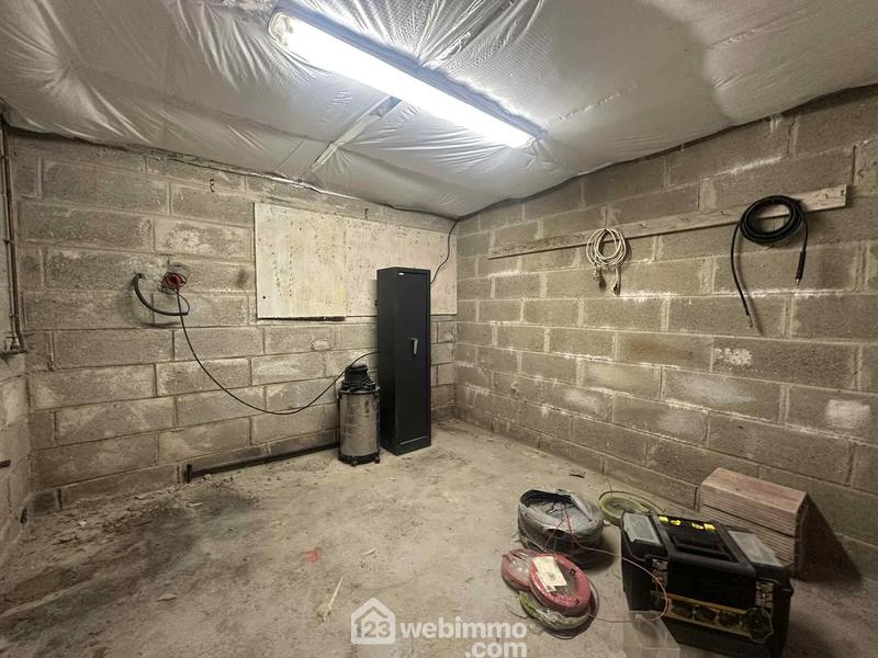 Maison - 140 m² - 8 pièces