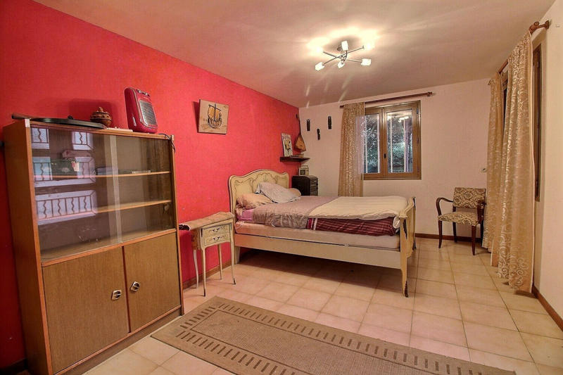 Maison - 130 m² - 4 pièces