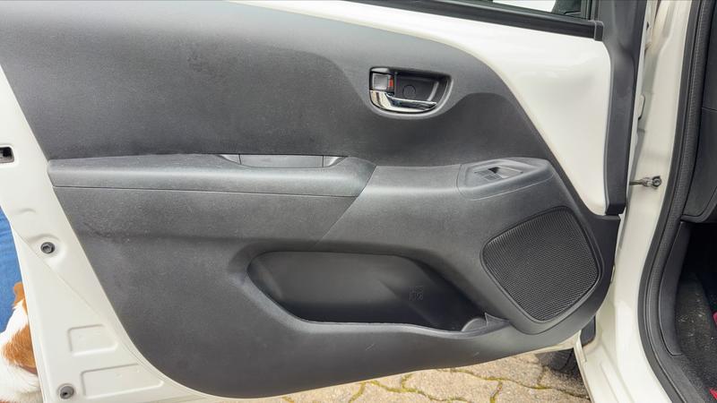 Toyota Aygo 1.0 VVTi 69 X-Glam - Toit ouvrant