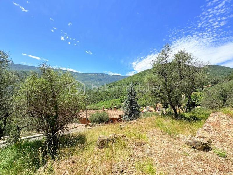Terrain - 3 077 m²