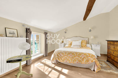 Maison - 170 m² - 7 pièces