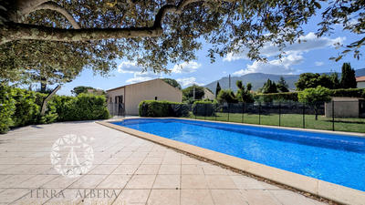 Villa - 101 m² - 5 pièces