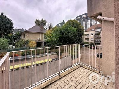 Appartement - 84 m² - 4 pièces